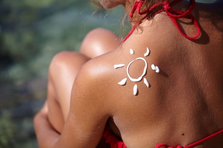 Consigli per un’Abbronzatura Perfetta e Duratura